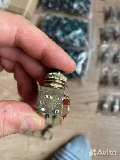 Тумблер и кнопки пкн-150-1 пкн4-1В пт27-2В пк1-4