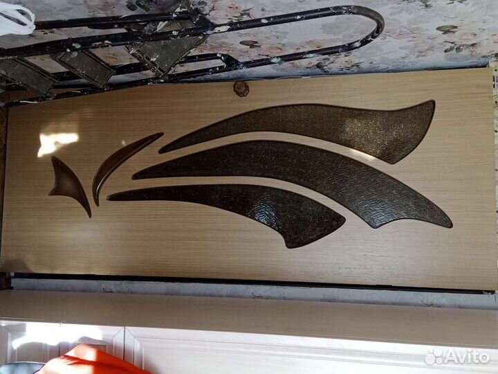 Двери 2 полотна почти одинаковых в рассрочку