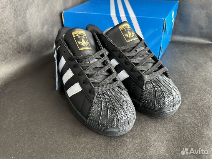 Кроссовки Adidas Superstar