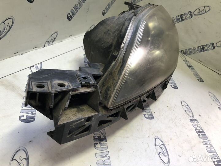 Фара правая mazda 3 bk