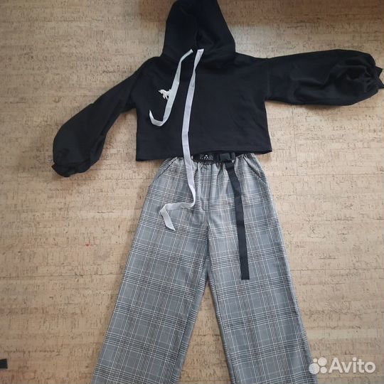 Одежда для девочки 146-152 пакетом