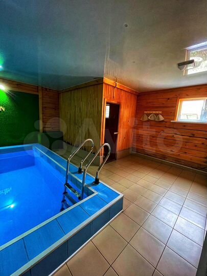 Дом 250 м² на участке 10 сот.