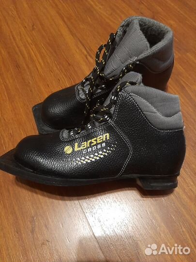 Лыжные ботинки новые