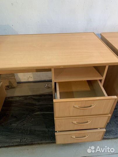 Продам компютерный стол