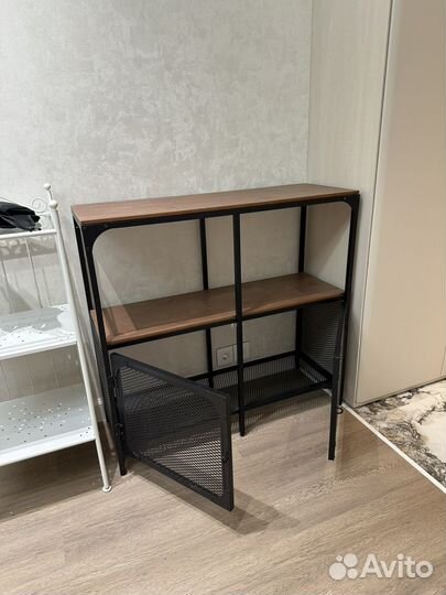 Консоль в прихожую