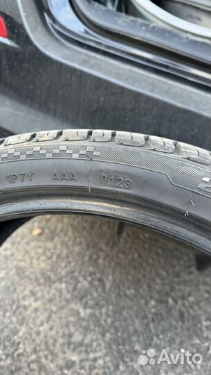 Royal Black Royal Performance 245/35 R20 и 275/30 R20