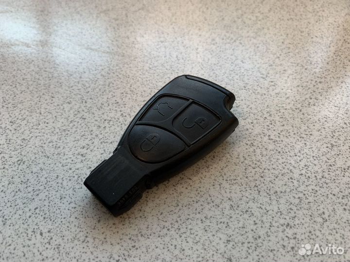 Ключ mercedes рыбка