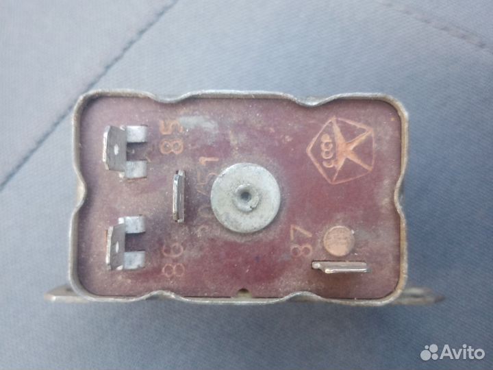 Реле ближнего и дальнего света фар