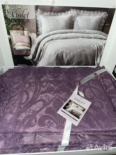 Белье постельное (покрывало+наволочки)