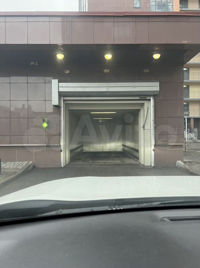 Машиноместо, 18 м²