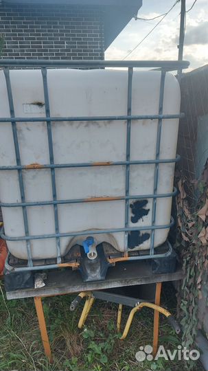 Емкость для воды еврокуб