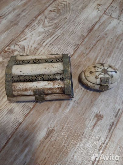 Шкатулки кость