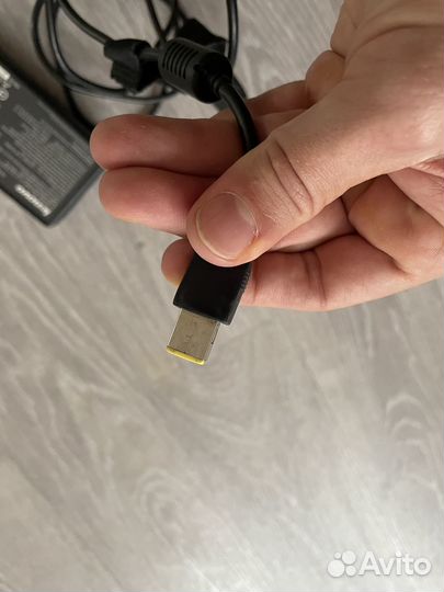 Блок питания для ноутбука lenovo