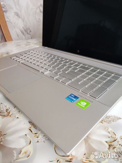 HP envy Laptop 17