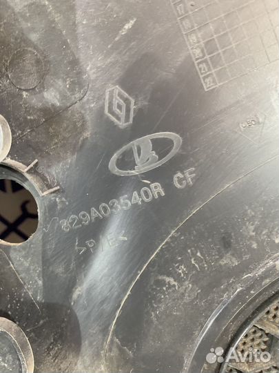 Обшивка задней правой двери Renault Logan 2