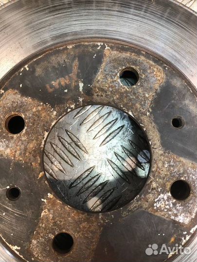 Диск тормозной передний Mitsubishi Lancer седан IX