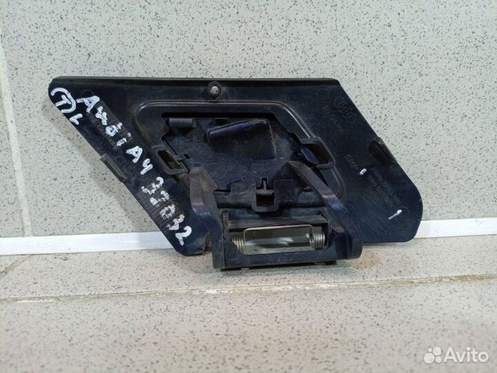 Крышка форсунки омывателя фары левая Audi A4 B9