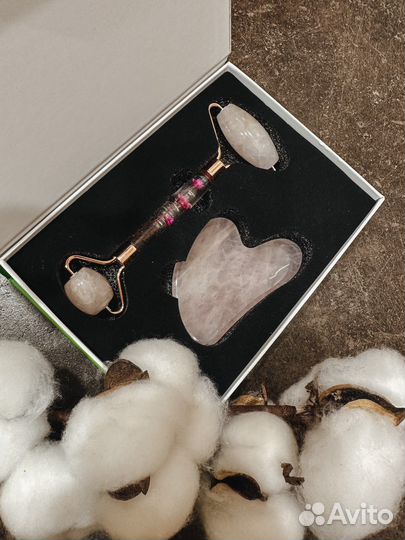 Массажный роллер и скребок гуаша