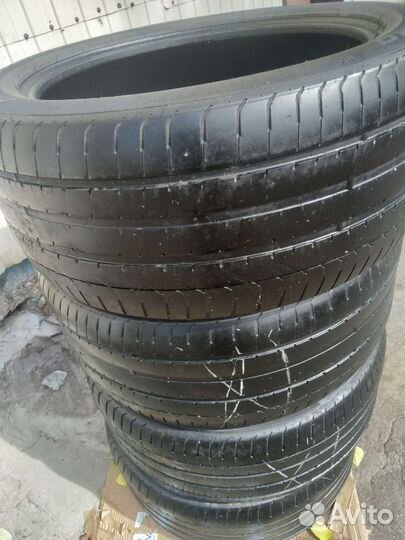 Pirelli P Zero 295/40 R21 111Y