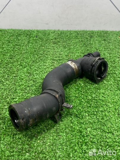 Патрубок системы охлаждения Bmw 5-Series F10