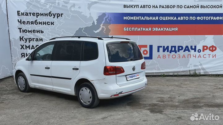 Молдинг лобового стекла левый Volkswagen Touran (1