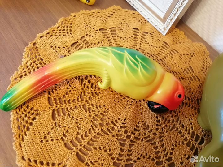 Игрушки СССР: бегемот, попугай