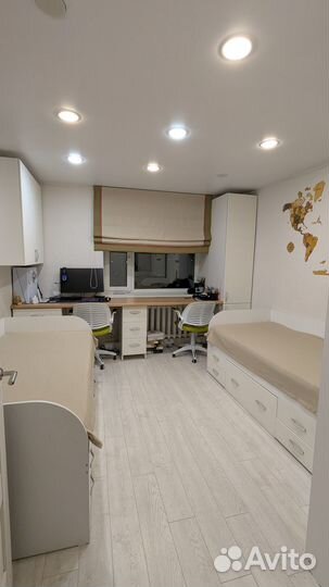 Кровать односпальная с ящиками и матрасом