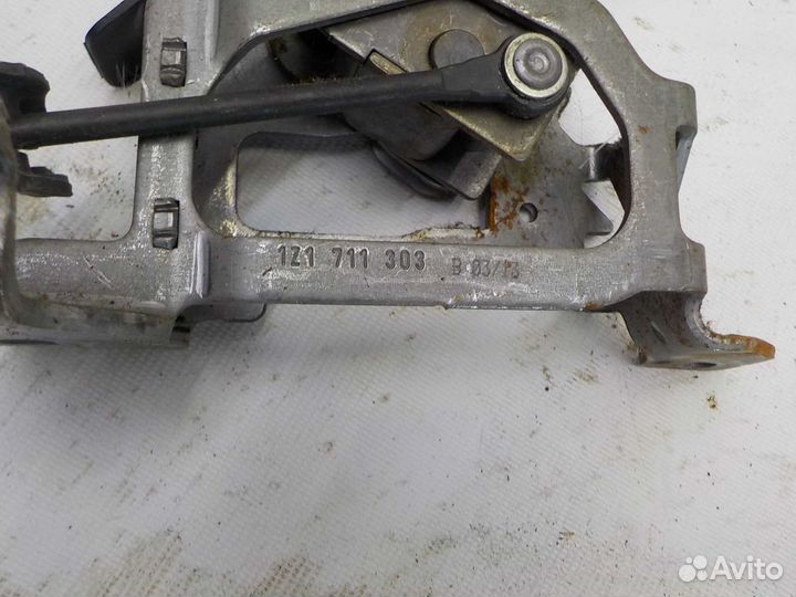 Ручка ручника skoda octavia A5