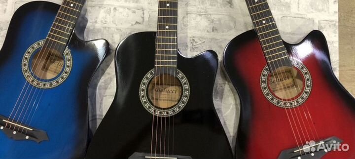 Акустическая гитара