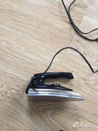 Утюг новый