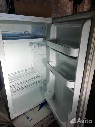 Продам холодильник б/у 