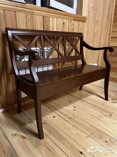 Банкетка в прихожую с ящиком