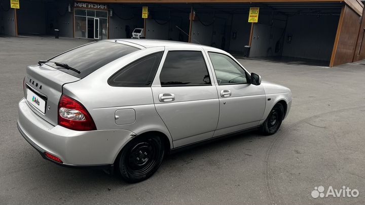 LADA Priora 1.6 МТ, 2010, 200 000 км