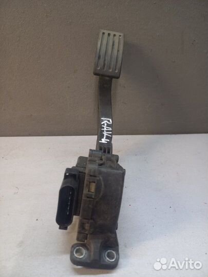 Педаль газа Ford Focus 2