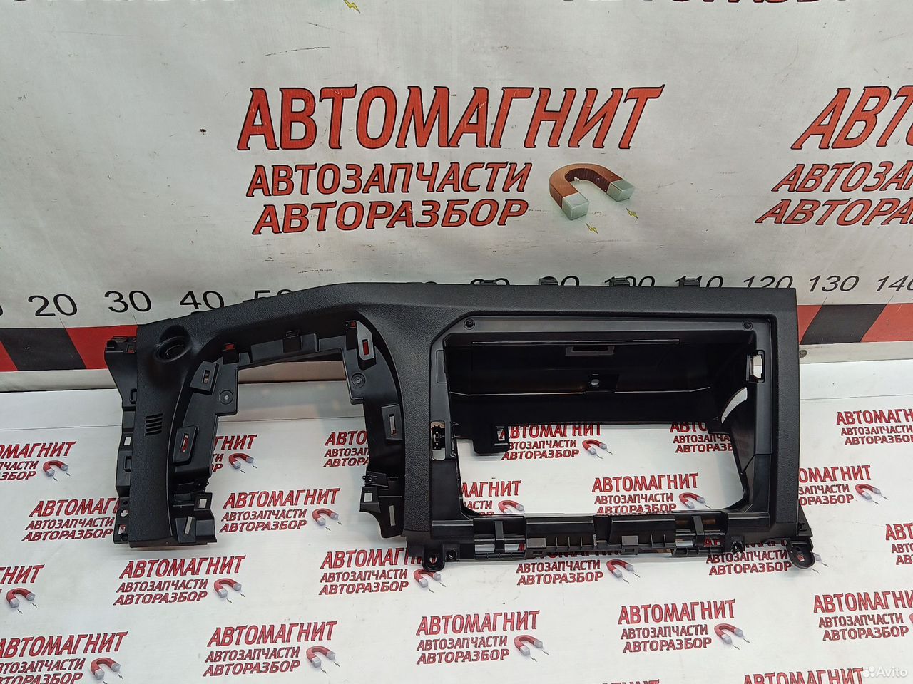 Накладка торпедо Haval F7X