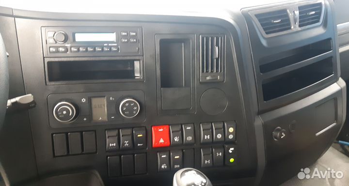 Shacman (Shaanxi) SX42584W324C, 2023