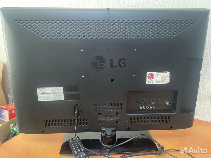 LG 32CS460