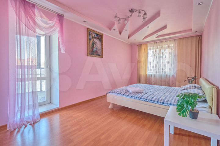 2-к. квартира, 80 м², 7/11 эт.