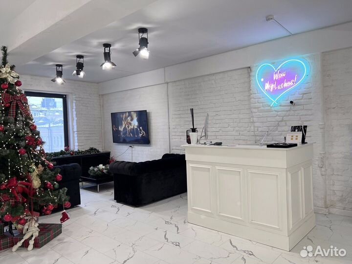 Администратор салона красоты 2 дня в недклю