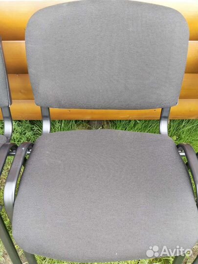 Офисные стулья изо