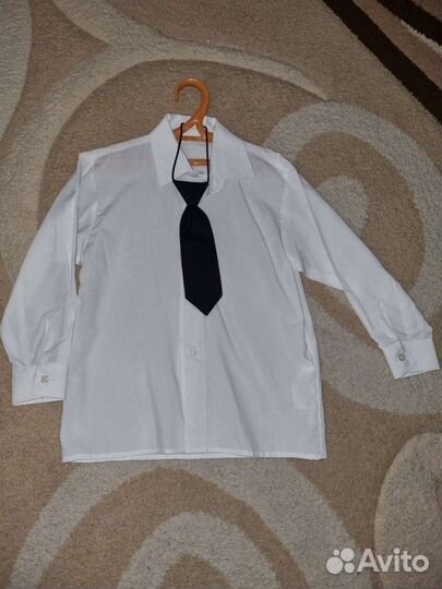 Рубашка белая