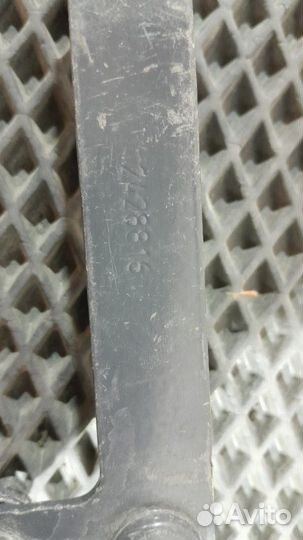 Планка крепежная ящика АКБ Scania G