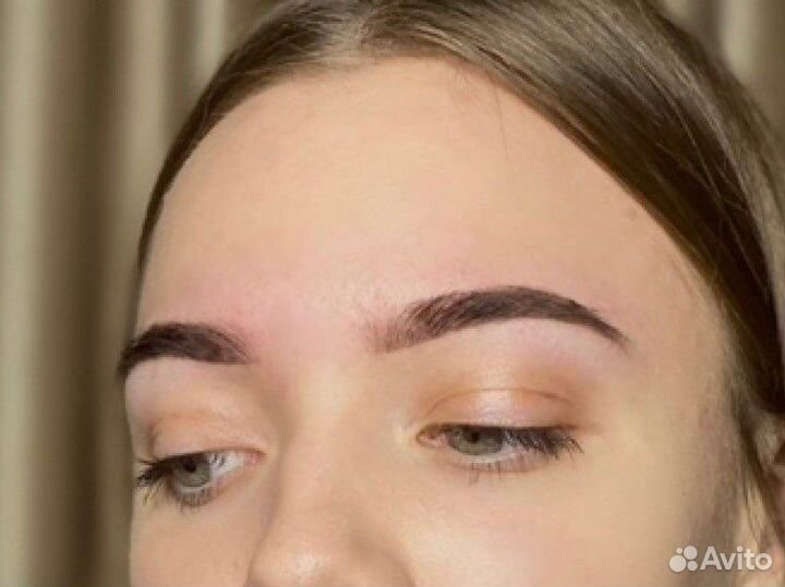 Мастер бровист