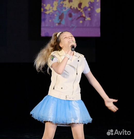 Костюм сценический, для вокальных или театральных