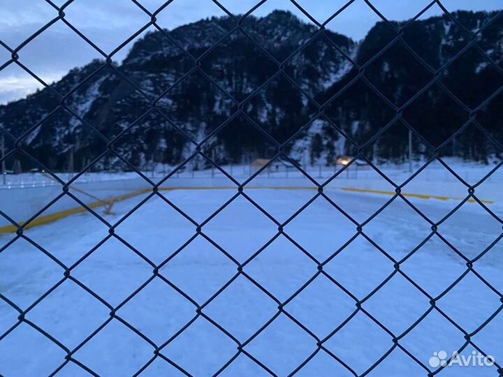 Хоккейная коробка