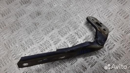 Петля капота audi A6 C6 (99H02D501)