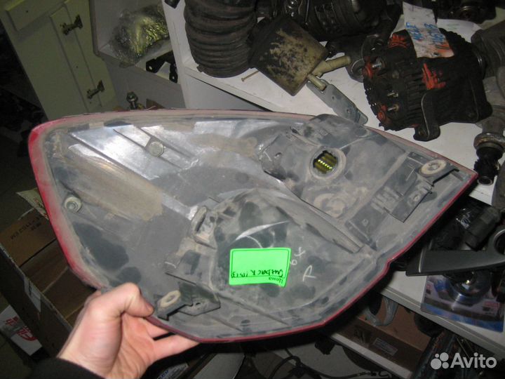 Фонарь задний левый Subaru Legacy Outback B13 05г