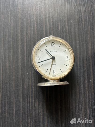 Часы настольные механические СССР