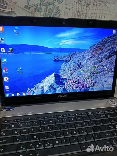 Ноутбук asus