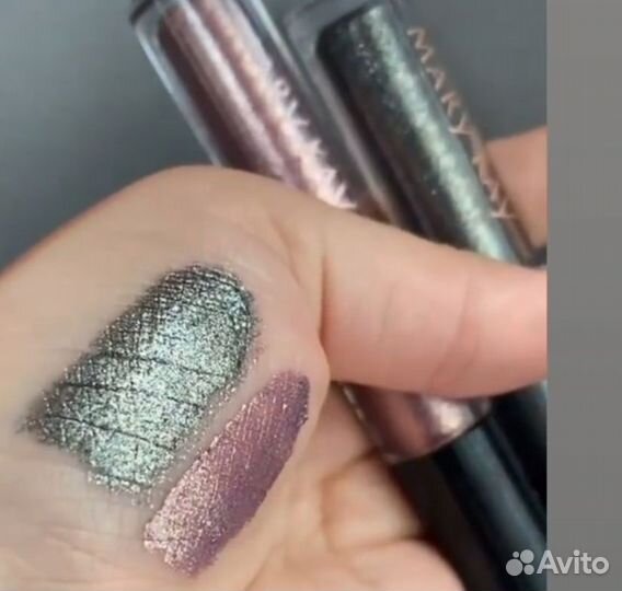 Мерцающие жидкие тени для век Mary Kay
